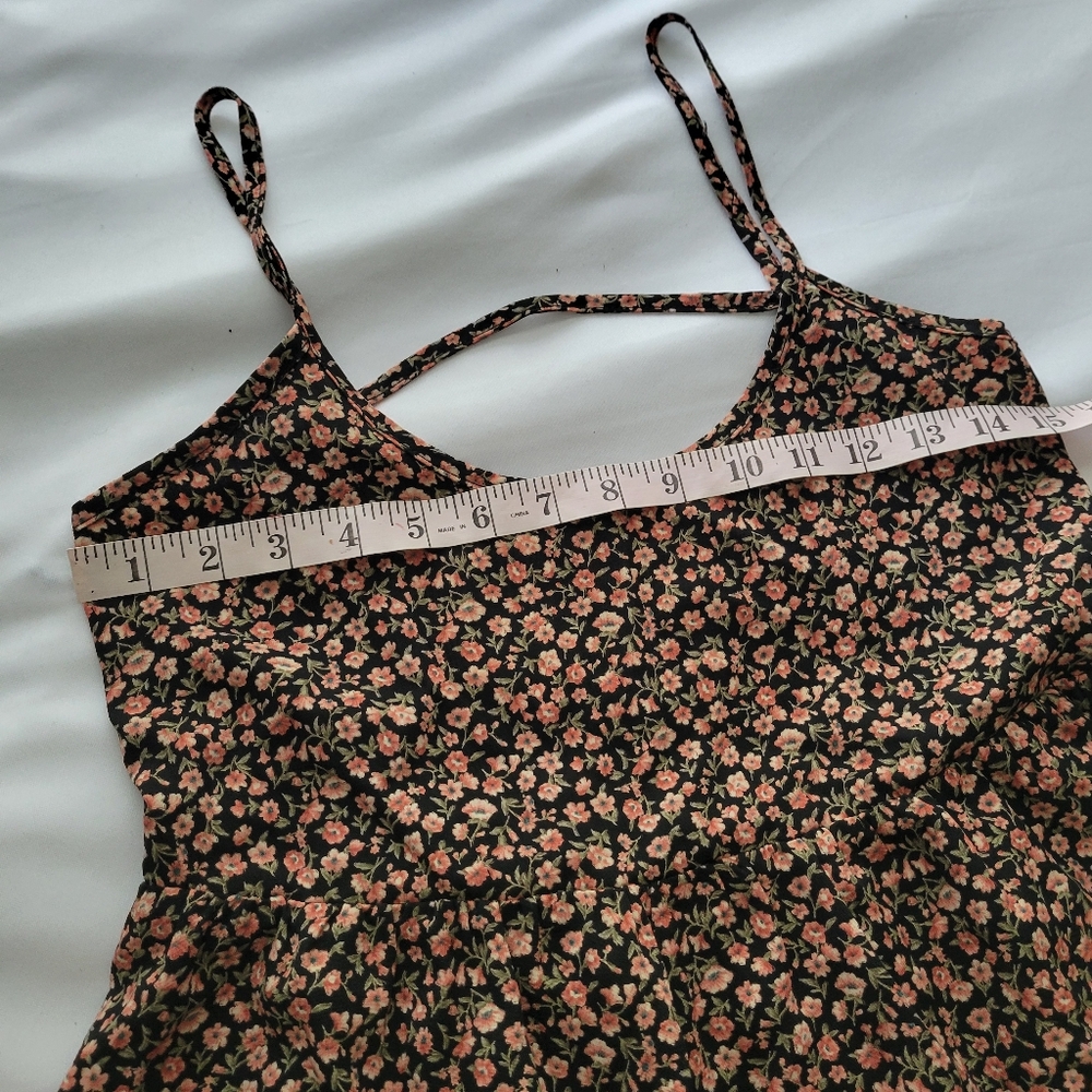 Floral Dress - Black and Pink - Picture 6 of 8